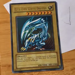 Konami Yu-Gi-Oh! TCG Blue-Eyes White Dragon SDK-001 Normal 3000 ATK 2500 DEF - Image 1