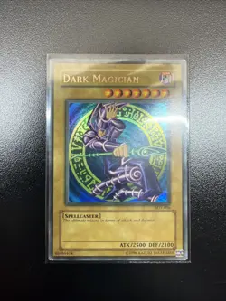 Yugi Dark Magician SDY-006 Starter Deck Unlimited Ultra Rare LP - Image 1
