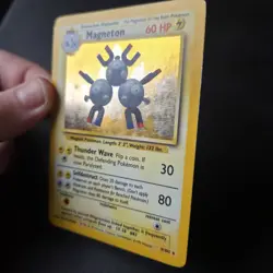 Magneton 9/102 Base Set Holo Rare Pokemon Card 1999 WOTC Vintage - Image 4