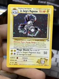 Lt. Surge's Magneton 8/132 Gym Kingdra 8/111 Neo Vintage Pokemon Card Lot WOTC - Image 3