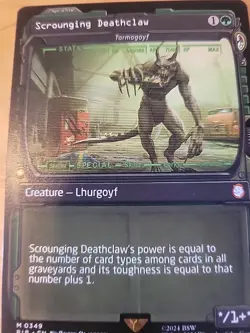 Scrounging Deathclaw - Tarmogoyf (Showcase) Universes Beyond: Fallout Regular - Image 1