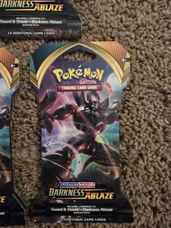 Pokemon TCG Sword Shield Darkness Ablaze Sleeved Booster Pack Of 7 - Image 2