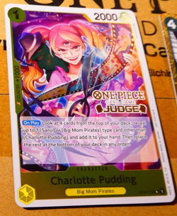 ONE PIECE ENGLISH CARD RARE JUDGE GAME CARTE PROMO HOLO CHARLOTTE OP03-112 EN M - Image 1