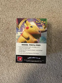 POKEMON SWORD & SHIELD VIVID VOLTAGE BUILD AND BATTLE BOX BRAND NEW SEALED - Image 2