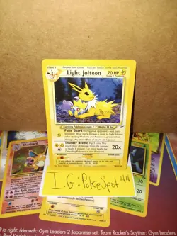 Pokemon 2000 Neo Destiny Light Jolteon 48/105 Unlimited Condition Lightly Played - Image 1