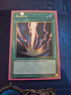 Yugioh-Raigeki-Gold Rare-1st Edition-PGL2 EN048 (LP) - Image 1