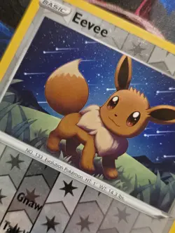 Eevee 130/185 SW&SH Vivid Voltage Reverse Holo Common Pokemon CARD - Image 2