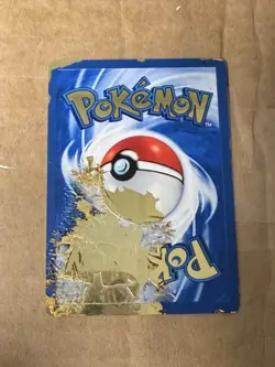 2021 Pokemon Pikachu Gold Metal Ultra Premium Collection 58/102 - Celebrations - Image 2