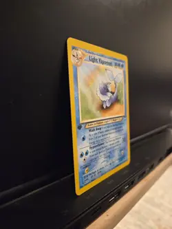 Light Vaporeon 1st Edition 52/105 Neo Destiny Vintage Pokemon Card WOTC TCG - Image 3