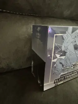 Pokemon Center Sword and Shield Chilling Reign Elite Trainer Box ETB Sealed New - Image 2
