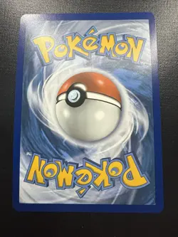 Pokemon TCG Vivid Voltage Pikachu v 170/185 MP Full Art Ultra Rare Card - Image 2