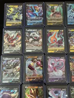 Pokemon V LOT 20 cards ALL V and ALL IN TOP LOADERS - Image 2
