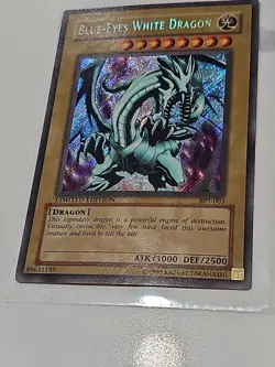 Blue-Eyes White Dragon BPT-003 2002 Collectors Tin Limited Edition - Image 2