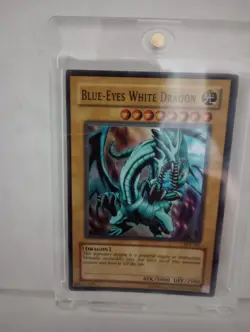 Yugioh - Blue Eyes White Dragon - LOB-001 Ultra Rare Holo - Image 1
