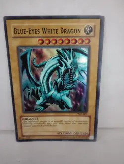 Yugioh - Blue Eyes White Dragon - LOB-001 Ultra Rare Holo - Image 2