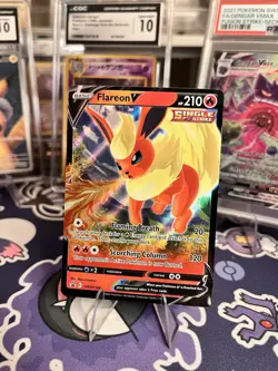 Flareon V SWSH149 SWSH: Sword & Shield Promo Cards Holo - Image 1