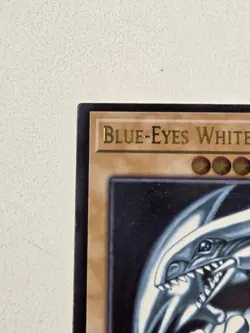 Blue-Eyes White Dragon (UTR) OP28-EN001 Ultimate Rare Yugioh OTS Tournament Pack - Image 3