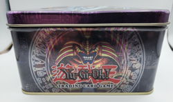 Yu-Gi-Oh - 2003 Seto Kaiba Blue-Eyes White Dragon Collectors Tin (Empty) (Dents) - Image 3