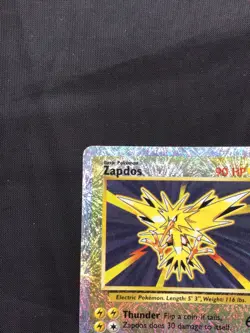 Pokemon Cards: Legendary Collection Reverse Holo: Zapdos 19/110 - Image 3