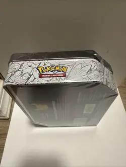 2021 Pokemon TCG 25th Anniversary Celebrations Lance's Charizard V Tin Sealed - Image 3