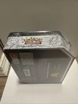 2021 Pokemon TCG 25th Anniversary Celebrations Lance's Charizard V Tin Sealed - Image 4
