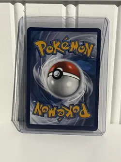 Pokemon Mew v Full Art Holo Ultra Rare TCG Card 250/264 Fusion Strike - Image 2