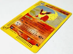 2003 Pokemon Skyridge H7/H32 Flareon Holo Rare Mint !! - Image 2