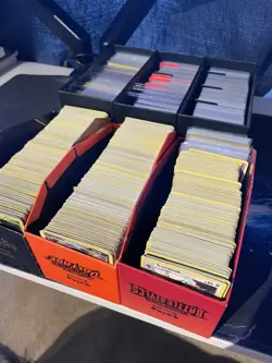 Pokemon Cards (100 Card Lots) - Image 1