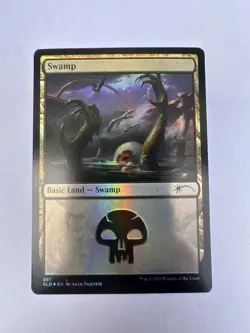 Swamp (561) - FOIL - Secret Lair - Near Mint - MTG - Image 1
