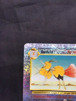 Pokemon Cards: Legendary Collection Reverse Holo: Dodrio 41/110 - Image 3