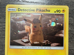 POKEMON CARD HOLO DETECTIVE PIKACHU SM194 PROMO 2019 LP + NEW DARKRAI SLEEVE - Image 2