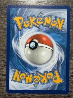 POKEMON CARD HOLO DETECTIVE PIKACHU SM194 PROMO 2019 LP + NEW DARKRAI SLEEVE - Image 4