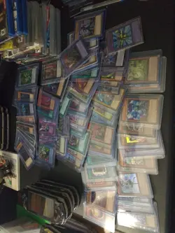 Huge Lot of Yu-Gi-Oh Cards - Image 1