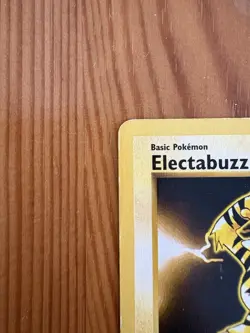 Electabuzz 1st Edition 20/102 Base Set Rare WOTC Vintage Pokemon 1999 - Image 3