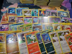 Pokemon Card Collection Bulk lot 1000+ HOLO/ REVERSE HOLO V Promos Lp At Best - Image 5