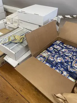 1000 Pokemon card job lot bulk collection includes Holo/Rev Holo 3 ULTRA/V - Image 5