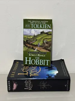 Lord of the Rings Trilogy One Volume Edition And The Hobbit Paperback Book Lot 2 9780618129027 - Image 1
