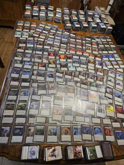 6000 +/- Flesh and Blood Cards - Includes 300+ Foils - Mixed - English - Image 1