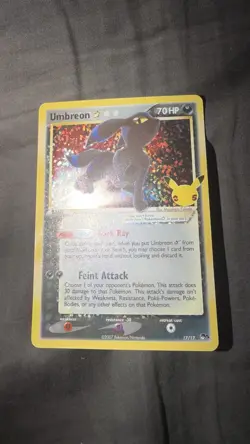 Umbreon Gold Star 17/17 Pokemon Celebrations Holo Card - Image 1