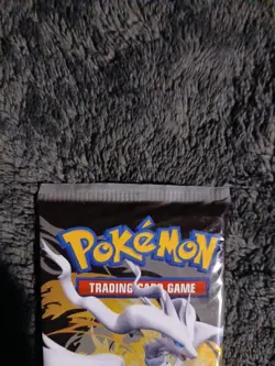 Pokemon Black And White Legendary Treasures Sealed Booster Pack 2013 - Image 3