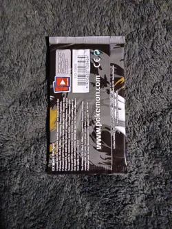 Pokemon Black And White Legendary Treasures Sealed Booster Pack 2013 - Image 4