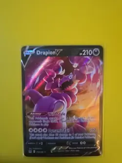 Pokemon TCG Drapion V Sword & Shield - Lost Origin 118/196 Holo Ultra Rare - Image 3