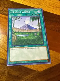 Jurassic World SGX4-ENC15 1st Edition Common LP + BONUS - Image 1