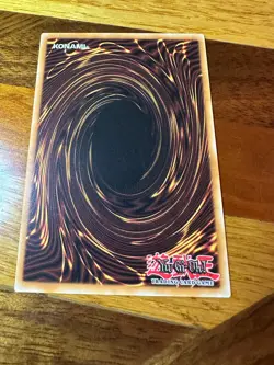 Jurassic World SGX4-ENC15 1st Edition Common LP + BONUS - Image 2