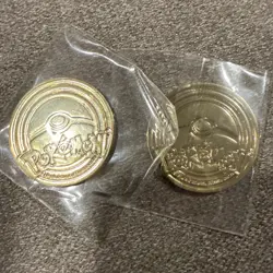 Pokemon TCG Metal Gold Coins OFFICIAL Zacian+Zamazenta Ultra Premium Collection - Image 4