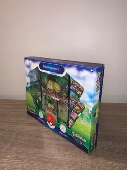 POKEMON TCG POKEMON GO COLLECTION ALOLAN EXEGGUTOR V (4 BOOSTER PACKS + 2 PROMO) - Image 1