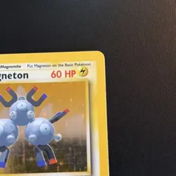 Pokemon Magneton 60 HP Holo Rare Base Set 9/102 1999 Wizards English - Image 4
