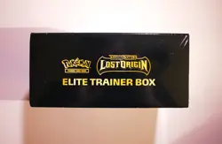 Pokemon TCG: Sword & Shield Lost Origin Elite Trainer Box 820650850714 - Image 2