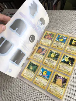 Pokemon Pikachu World Collection 2000 Original 9 card Promo Folder - Image 2