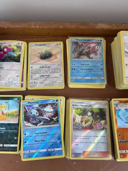 1000+ Sun & Moon Era Pokemon Cards bulk bundle joblot - Sorted by set - Image 5